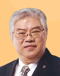 Mr WONG Ting Kwon